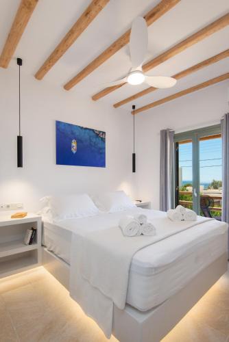 Platis Gialos Apartment | À La Plage Residences 01