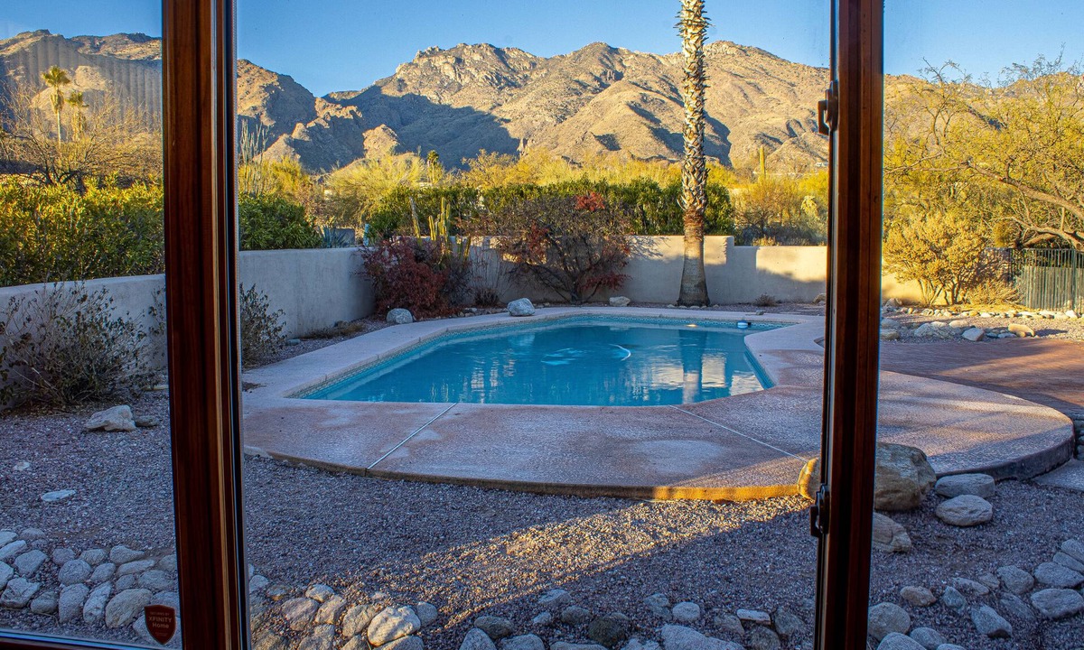 Tucson House | 1 Acre Estate Home,Mtn. Views,Pool,Billiards,Private Desert:Saguaro Sanctuary@Catalina Foothills