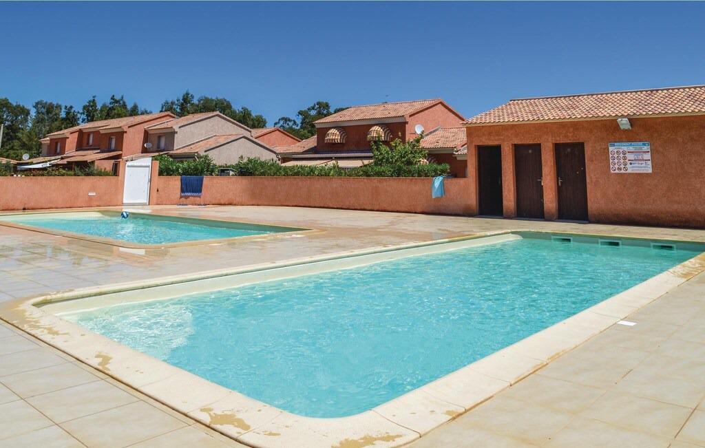 Prunete House | 1 bedroom accommodation in Prunete