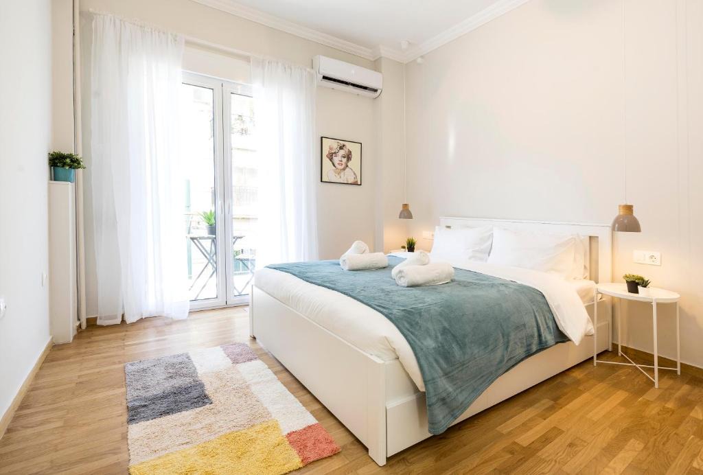 Thissio Apartment | 1 BR Apt In Petralona 15 Minutes From Acropolis