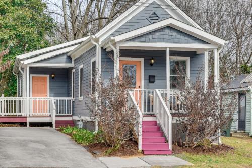 Downtown House | 1 Mi to Dtwn: Home w/Backyard in Raleigh!