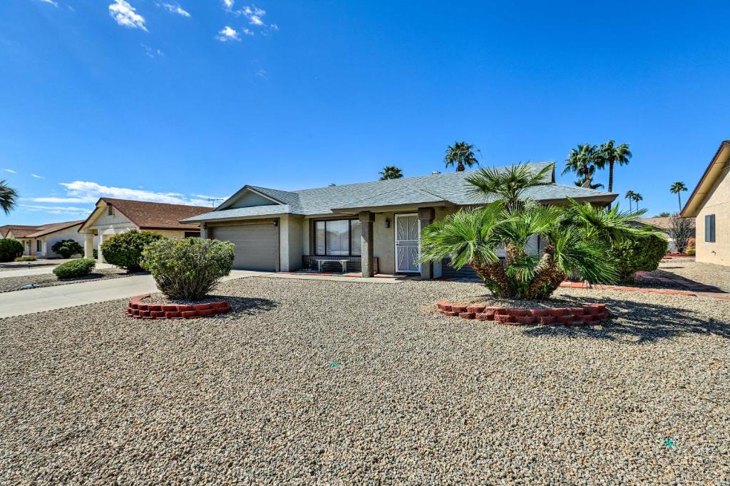 Sun City West House | < 1 Mi to Golf: Home w/Screened Porch in Sun City
