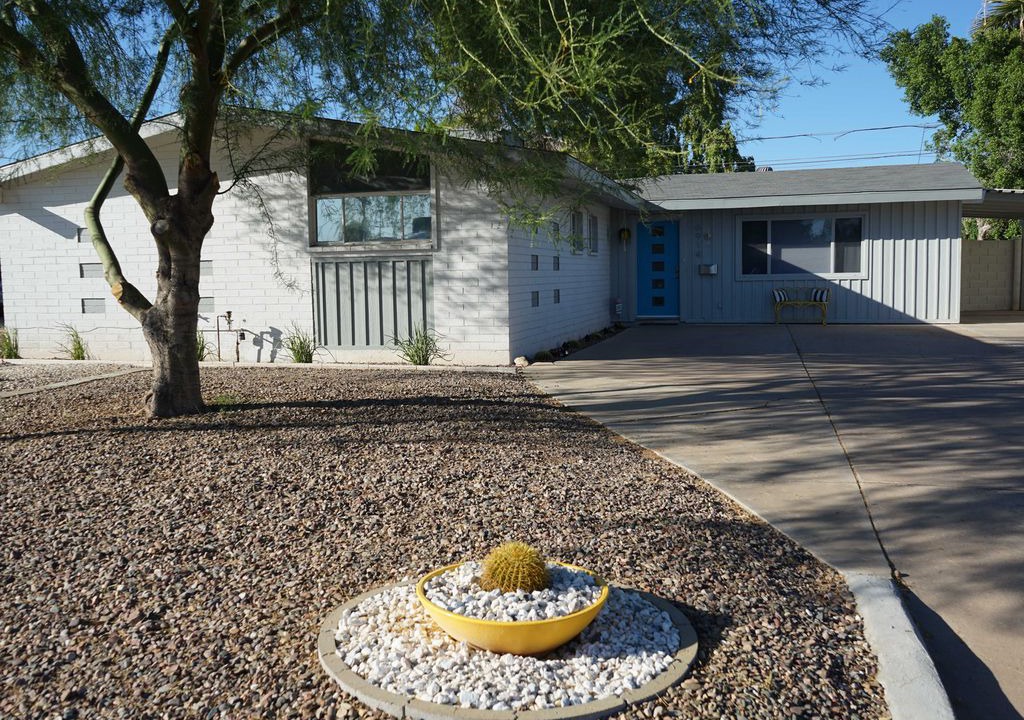 Western Villa House | 1625sq/ft. — Walking distance to Old Town Scottsdale
