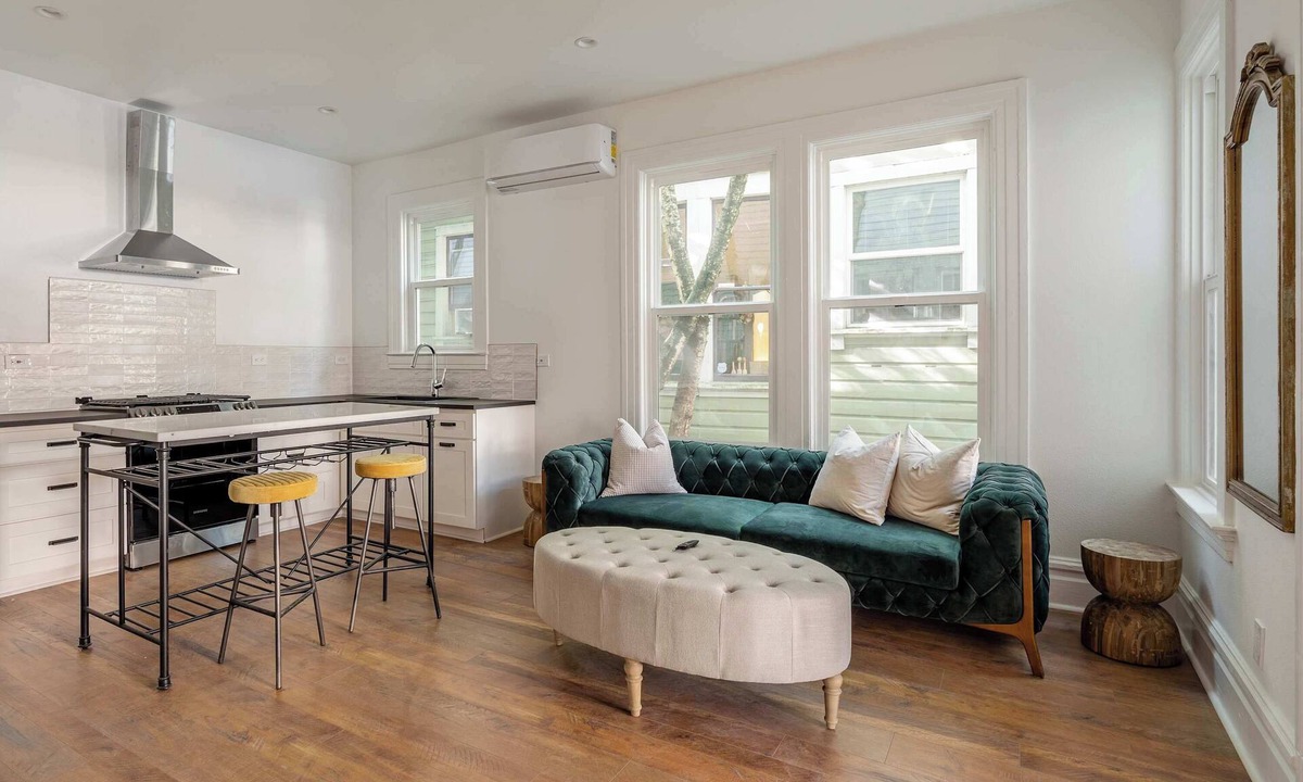 Uptown Apartment | 1BR - Walk to Coffee, Brews & NW 23rd Shops