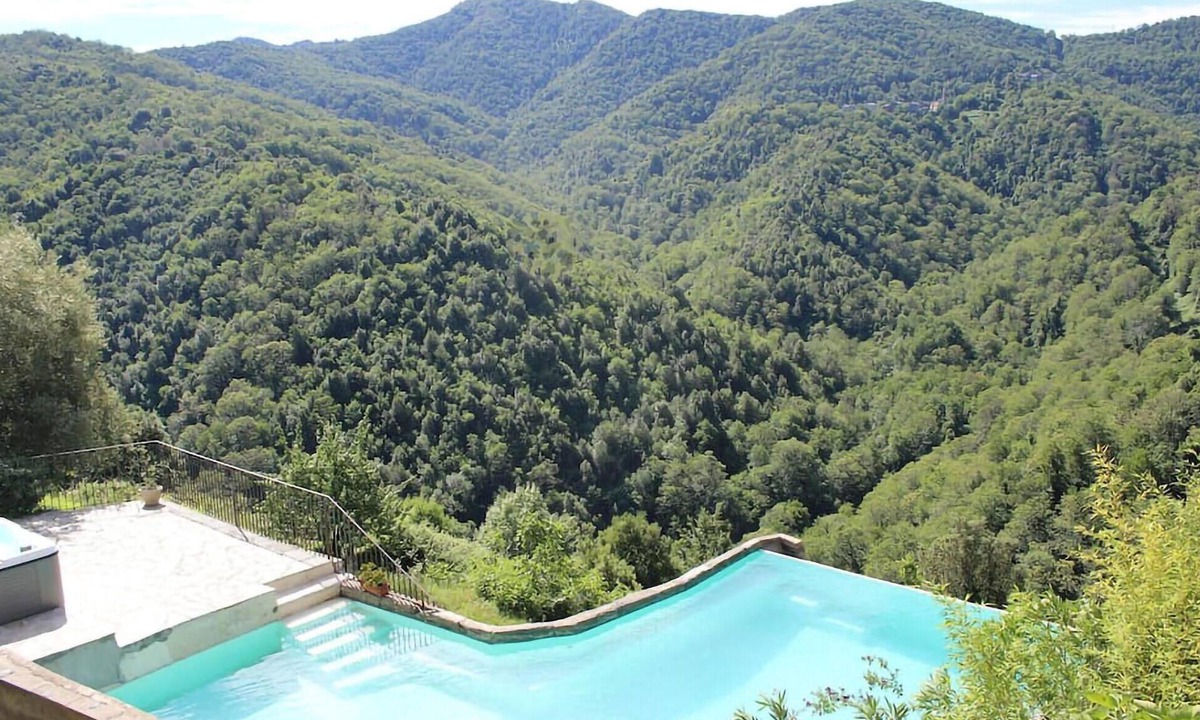 Carcheto-Brustico Apartment | 2 bedroom gorgeous apartment in CARCHETO BRUSTICO