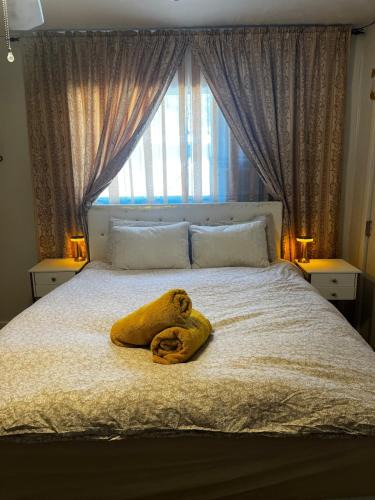 Bodfish House | 2 Bedroom Suite With Kitchenette & EV charger