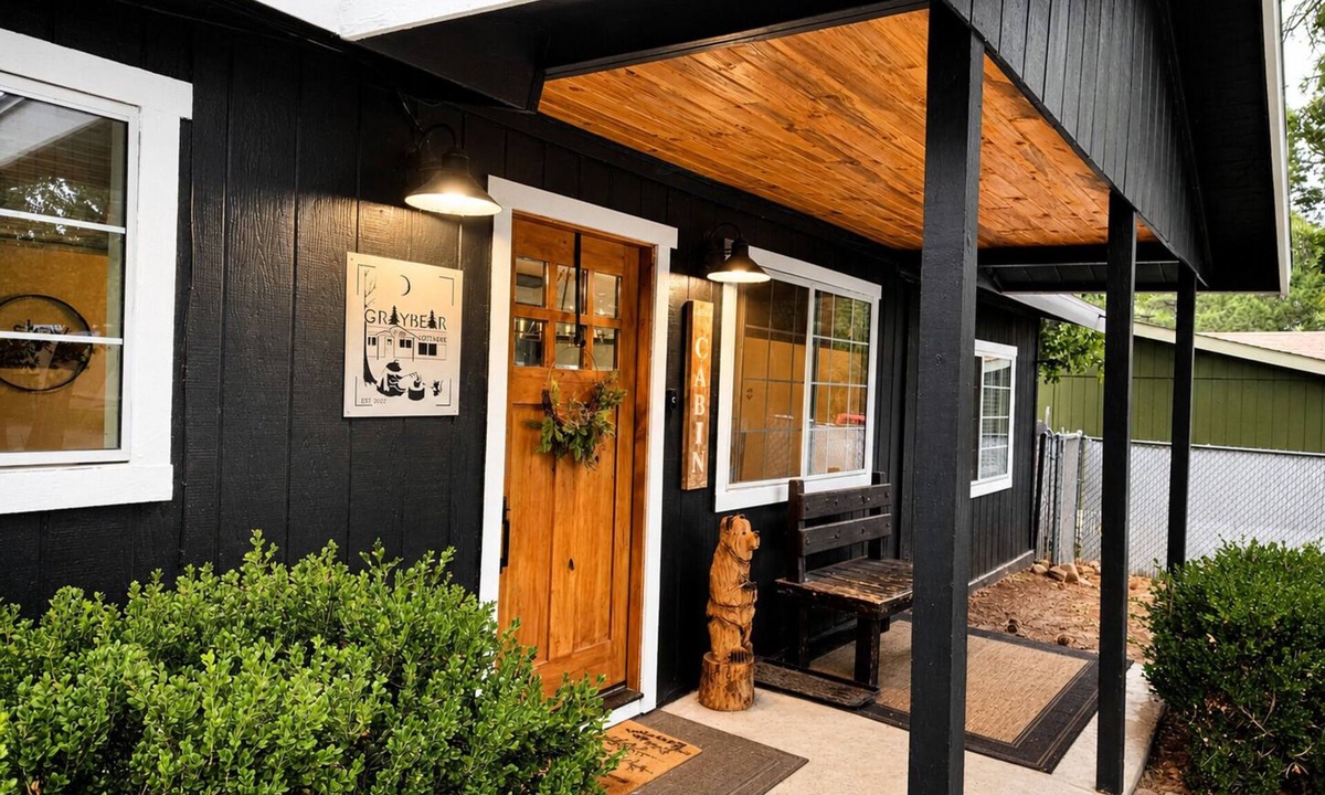Pinetop-Lakeside Cabin | 2 Kings 2 Queens Fenced Yard 2 Firepits!