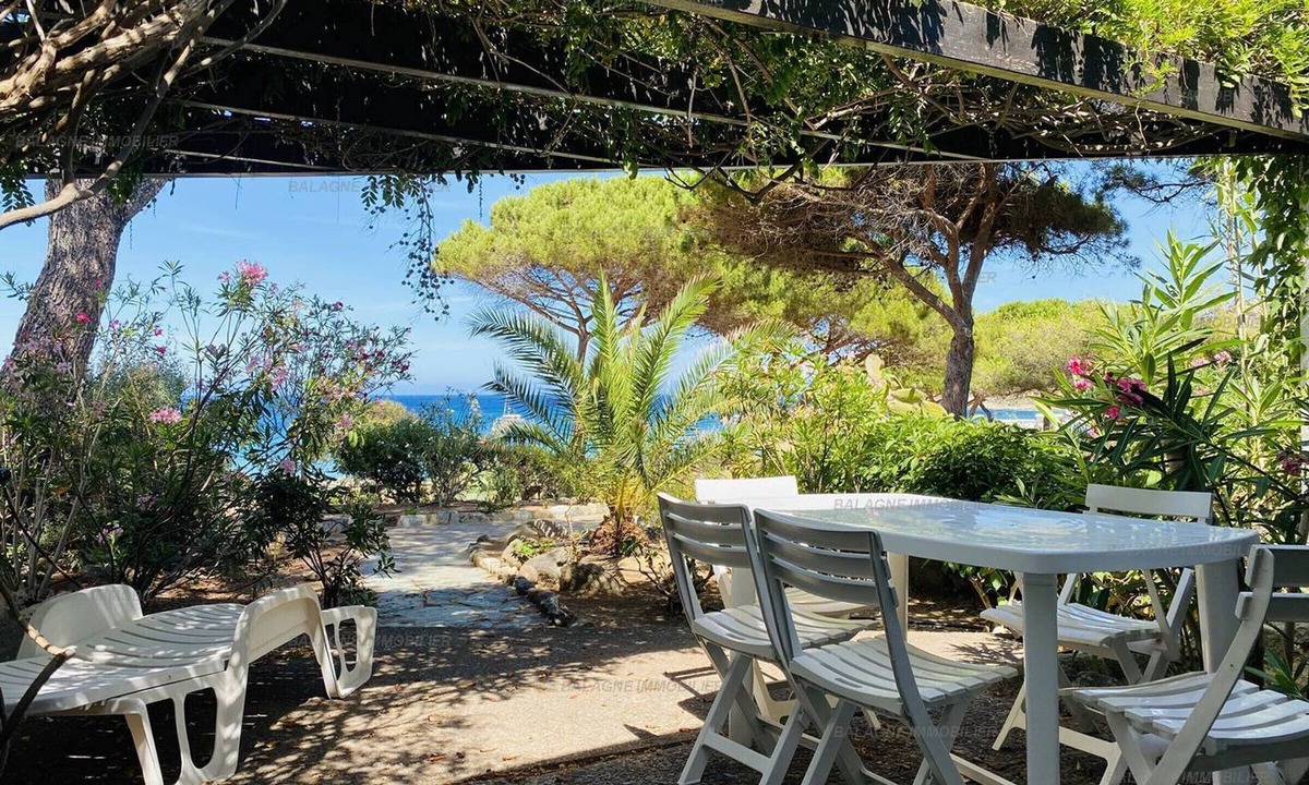 Marine de Saint Ambroggio Apartment | 2-room Apartment for 5 in Lumio with AC, Parking, Terrace 100m from Beach
