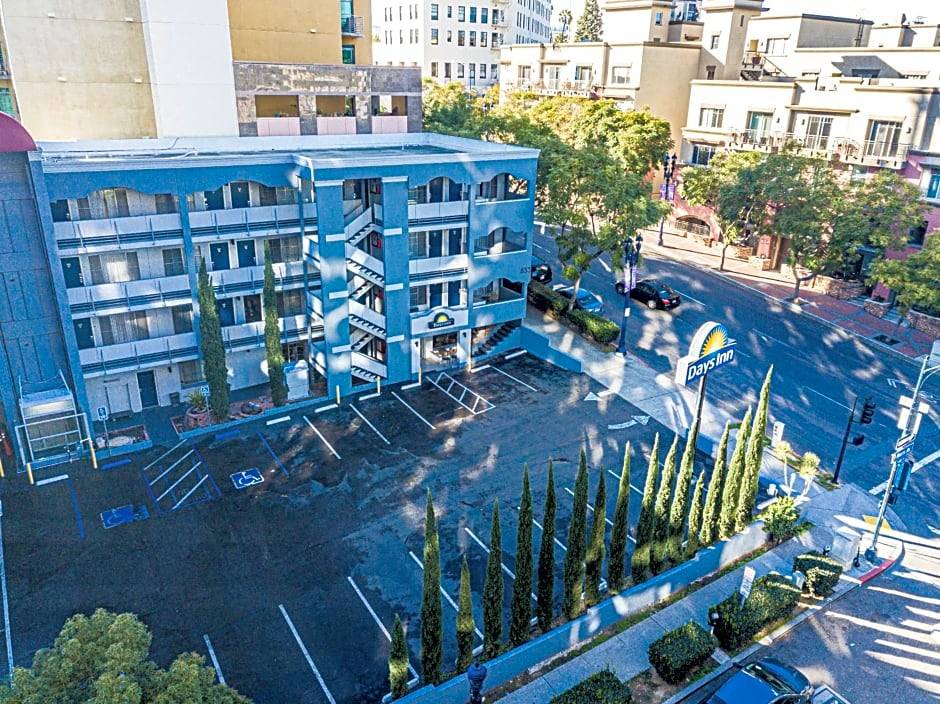 Cortez Hill Hotel | 2-Star Hotel ∙ Days Inn by Wyndham San Diego/Downtown/Convention Center