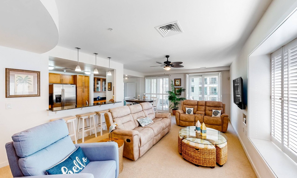 Sandbridge Condo | 2nd-floor condo with views of the ocean, balcony, outdoor pool, gym & AC