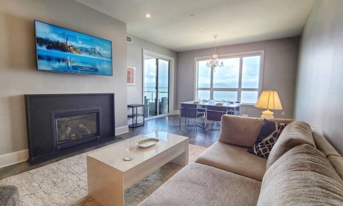 Sandpoint Condo | 3-bedroom condo steps to Sandpoint City Beach Park and Lake Pend Oreille