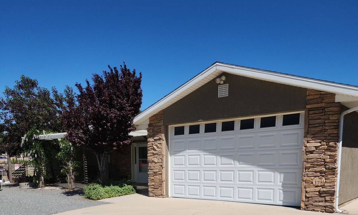 Beaver House | 3-bedroom house in fabulous Beaver with hot tub and garden.