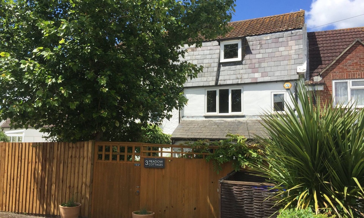 Harnham Cottage | 3 Bedroom Luxury Cottage near Salisbury Cathedral & Stonehenge