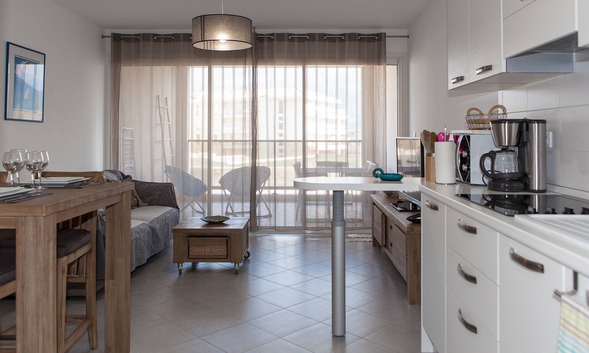 Calvi Apartment | 3* for this T2 ideally located in CALVI for 2 adults, parking, Fiber, linen