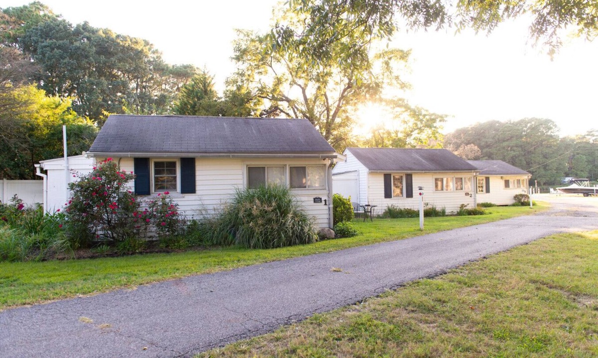 St. Michaels Cottage | #3 Mallard Cottage (located 3rd down drive)