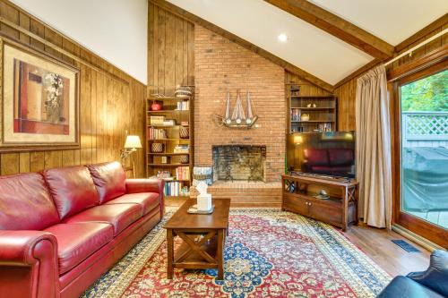 Cary House | 3 Mi to Dtwn Cary! Spacious Home w/Deck & Grill