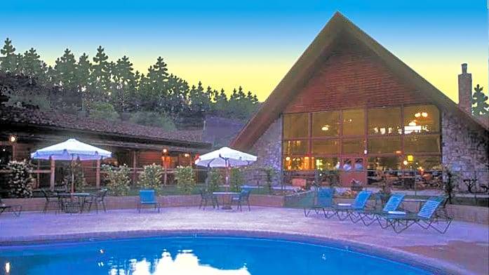 Kohls Ranch Hotel | 3-Star Hotel ∙ Kohl's Ranch Lodge