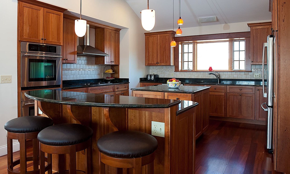 Kenyon House | 30% Discount for Sept 1-8! Private Waterfront Home w Large Decks & Great Views