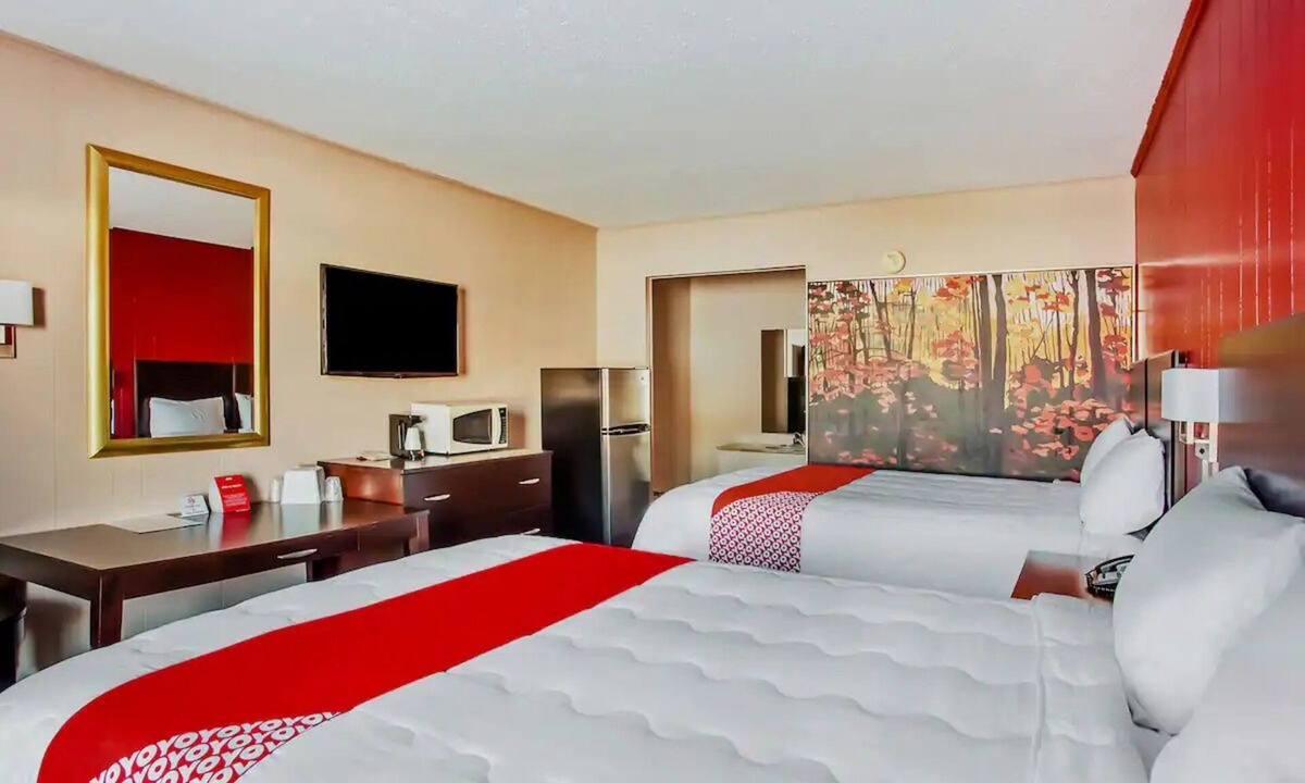 Ridgeland Hotel | 4 Inviting Family-Friendly Rooms Near Ridgeland BBQ + Seafood Spots
