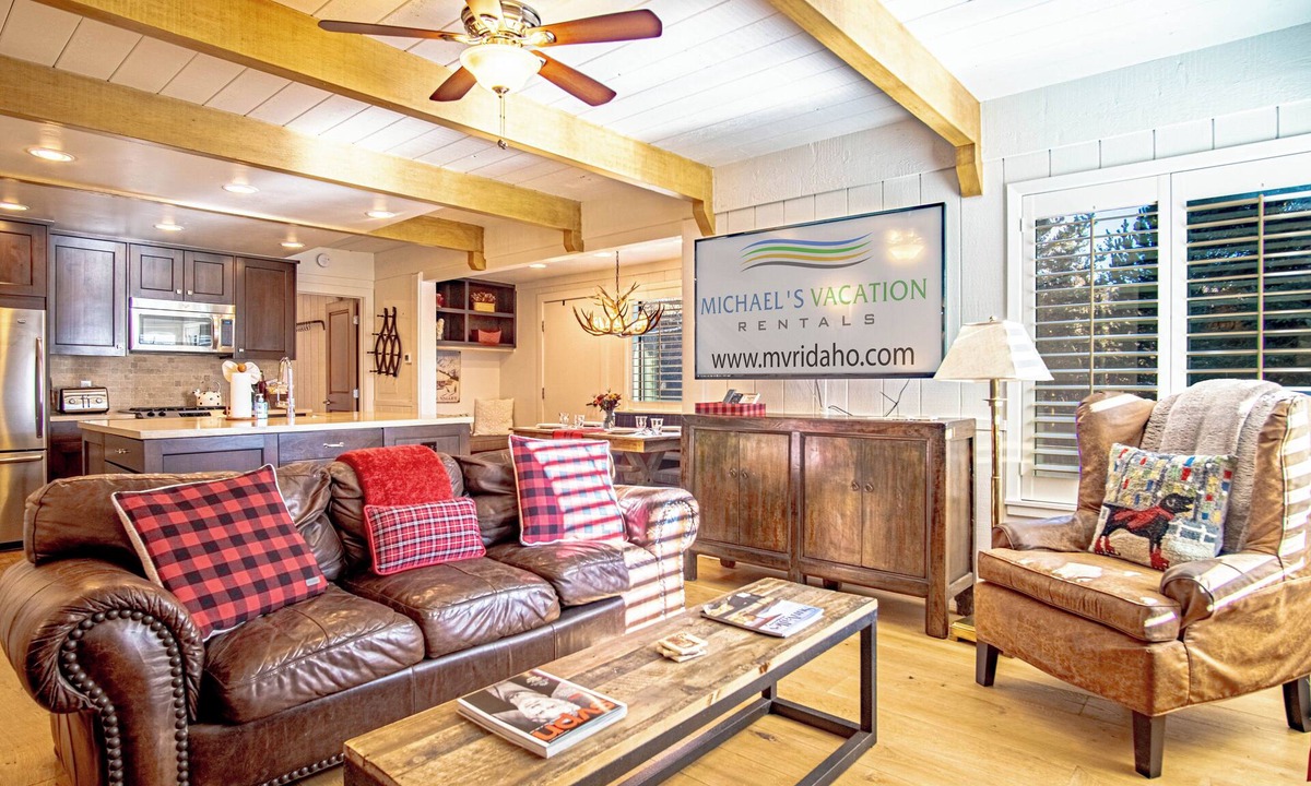 Elkhorn Condo | 4BD Villager Mountain Retreat + SV Resort Passes