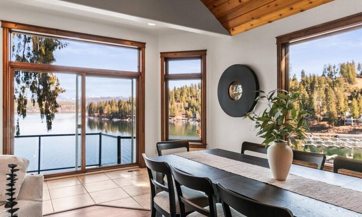 Hayden View Estates House | 4BR Lakefront, Hot Tub, Boat Slip & Games