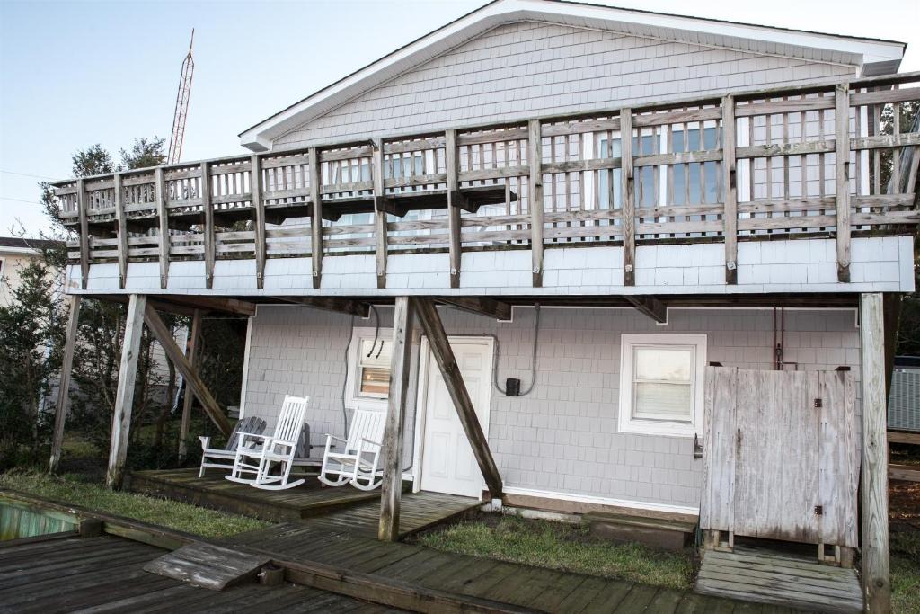 Hatteras House | 57218 Island Club Lane Home