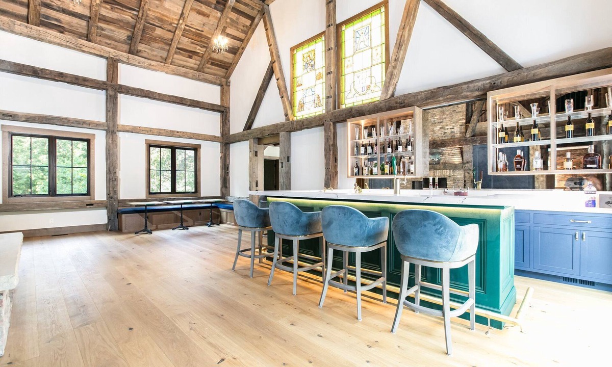 Georgetown House | 5BR Fr. Sorin's House w/Pool and Paddle Tennis