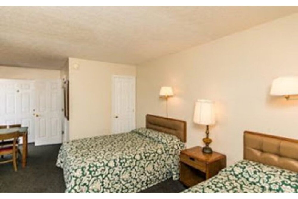 Clay City Condo | ~6~ Cost Effective Motel by the Red River Gorge