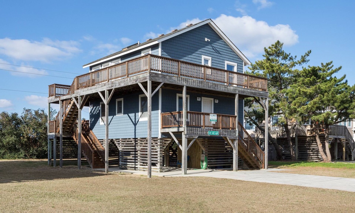 South Nags Head House | 6287- Salt and Light, Ocean Views, Short Stroll to Beach, Perfect for the Family.