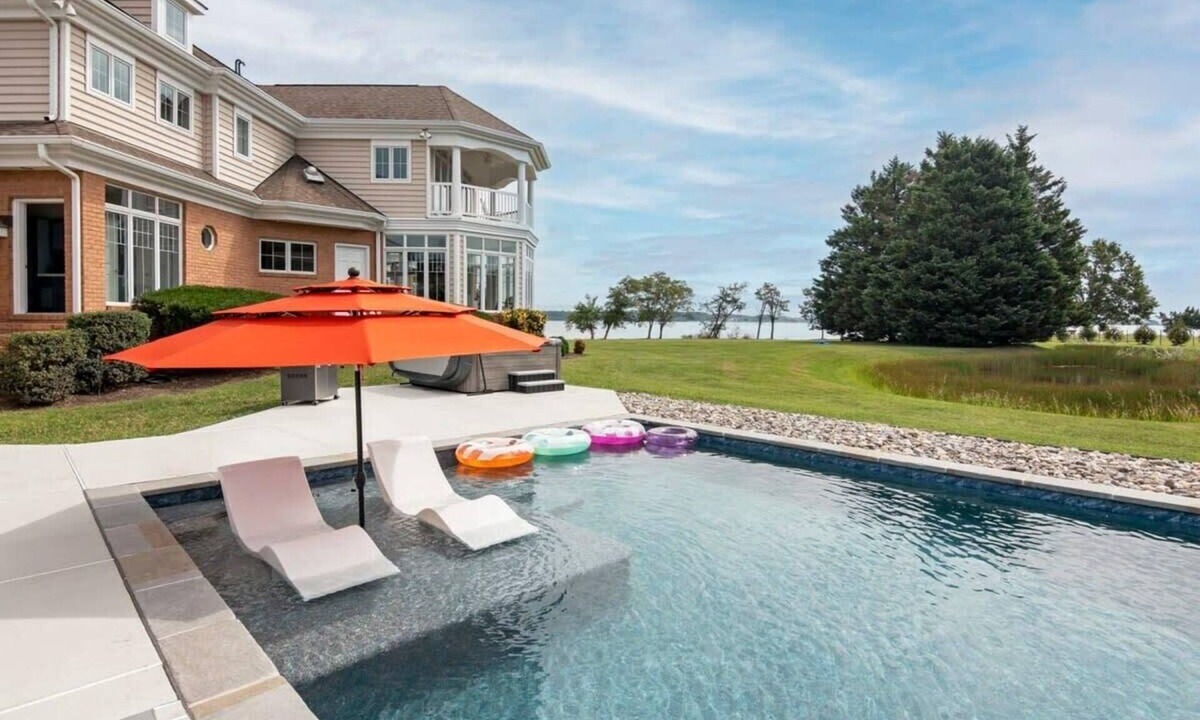 Sherwood House | 6BR Waterfront Estate | Private Dock, Firepit, Screened Porch & Beach Access