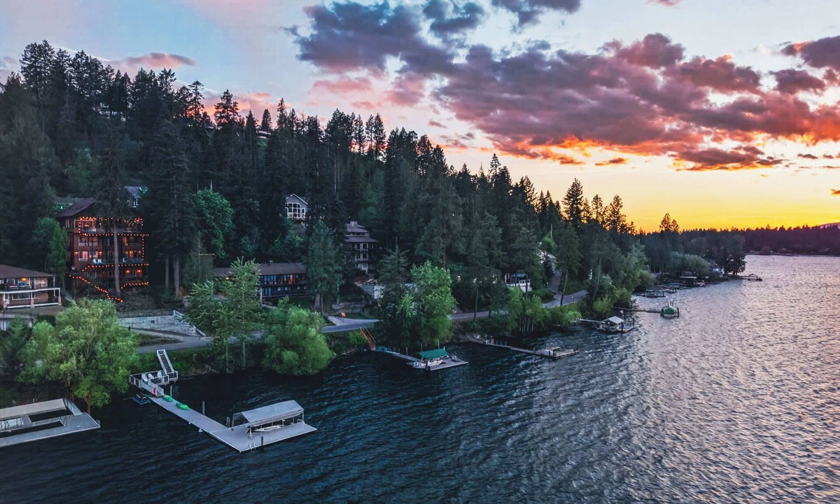 Hayden View Estates House | 6BR Waterfront, Hot Tub, Boat Dock, Sleeps 16