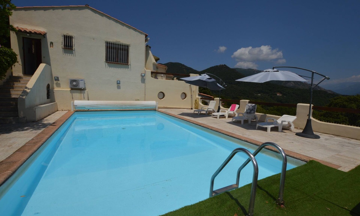 Valle-di-Mezzana Villa | 7 Bedrooms Villa In Valle-Di-Mezzana