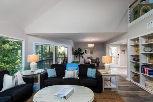 Spinnaker Beachhouses Villa | 781 Spinnaker Beach House
