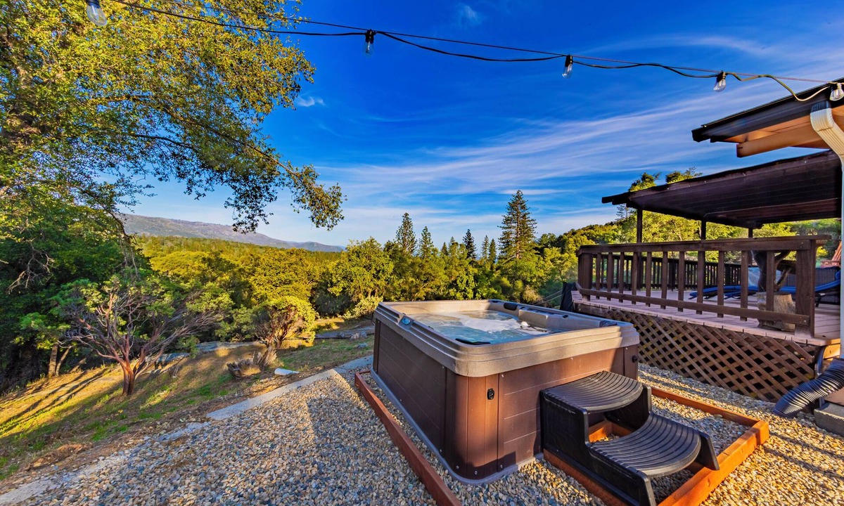 North Fork House | 9 Acre Mountain Escape with Hot Tub, Game Room, Fire Pit, BBQ