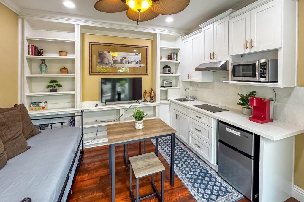 Torrey Highlands Apartment | 9 Mi to Beach: Pet-Friendly Apt in San Diego!