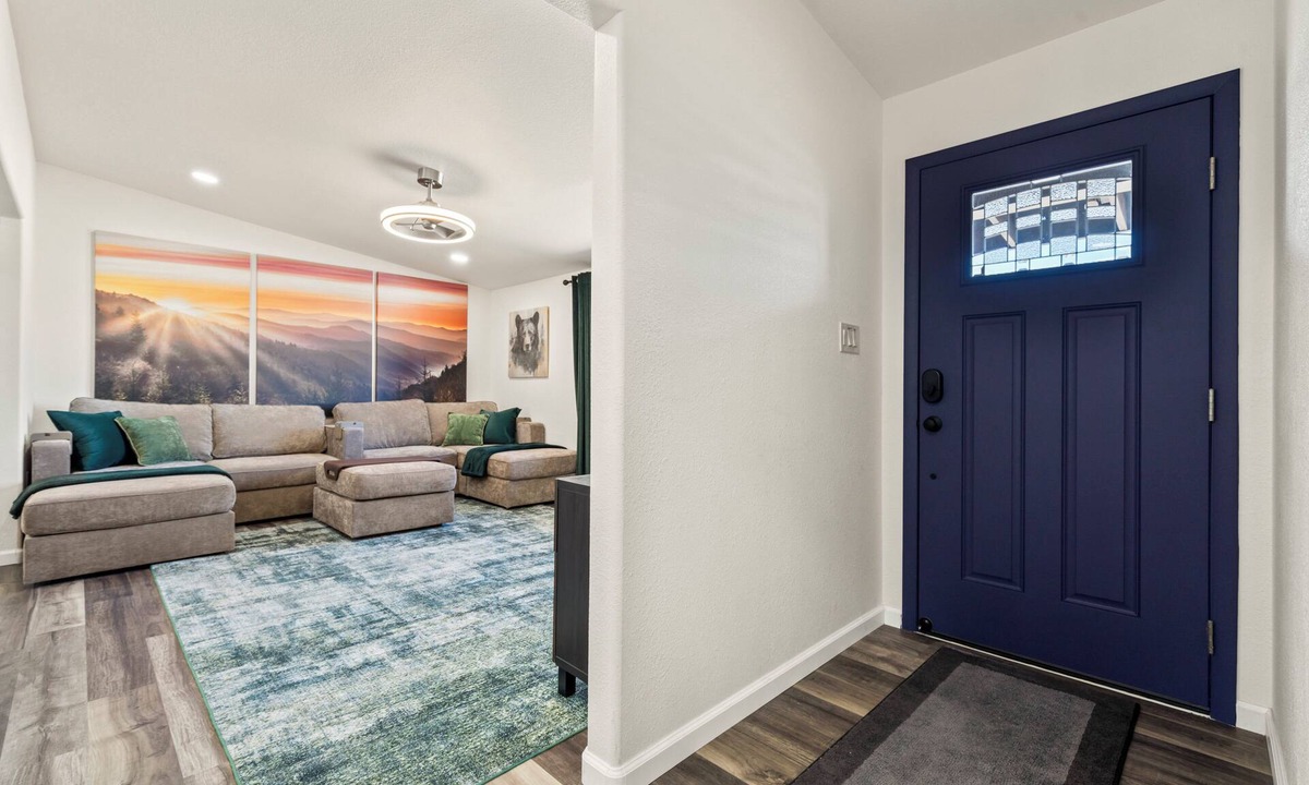 Tucson House | A Charming and bougie 3-bedroom 3 Bath house in beautiful Tucson, AZ with AC