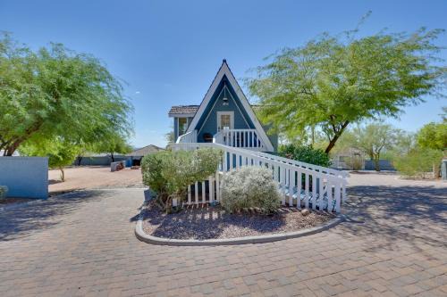 Apache Junction House | A-Frame w/Patio & Mtn Views: Arizona Retreat