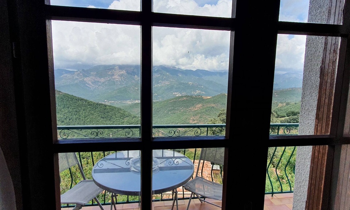 Cuttoli-Corticchiato House | A haven of peace in the village
