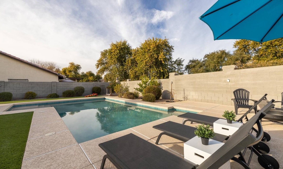 Madera Parc House | A Must Gilbert Stay: Heated Pool and Games!