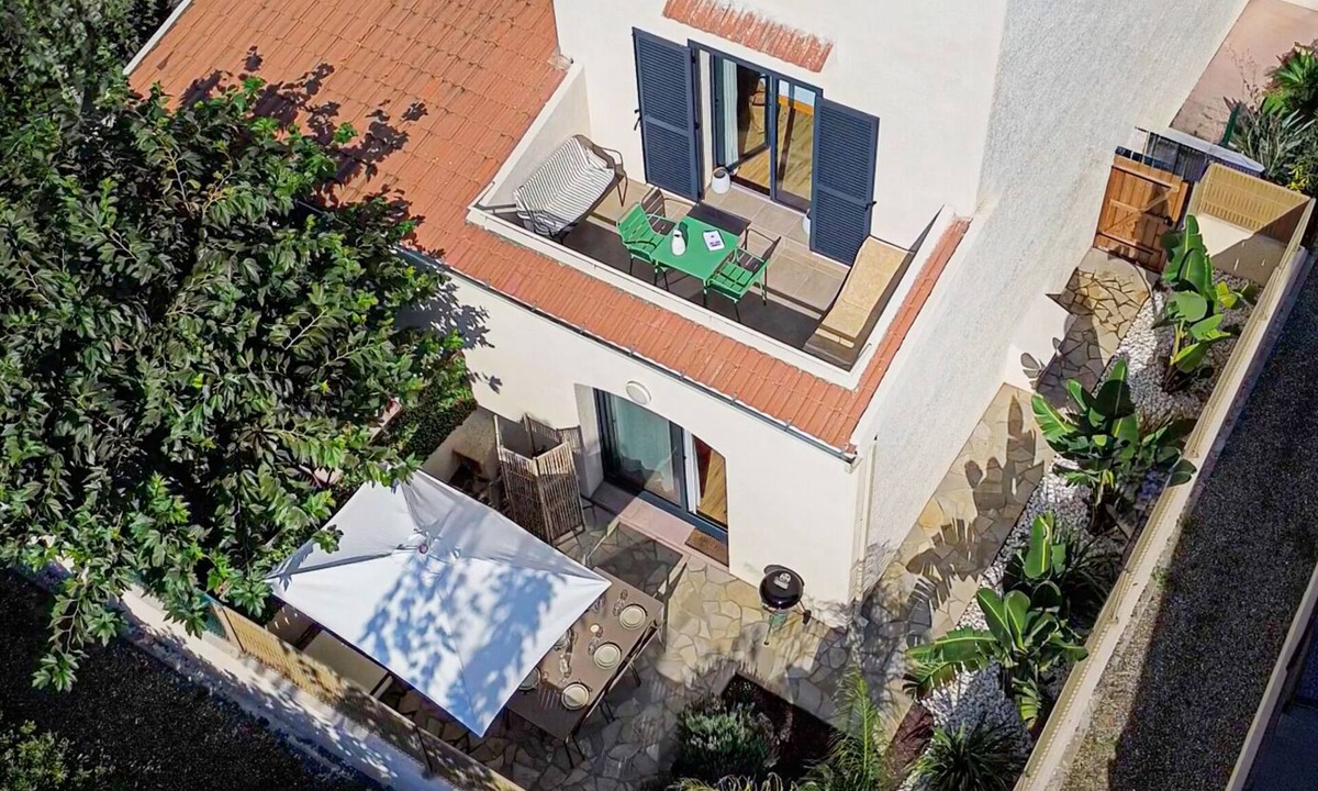 Pineto Villa | A Piaghja | Renovated duplex 150 m from the beach, garden & air conditioning, Marana