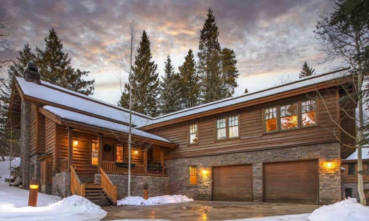 Granite Ridge House | Abode at Granite Ridge, luxury lodge, sound system