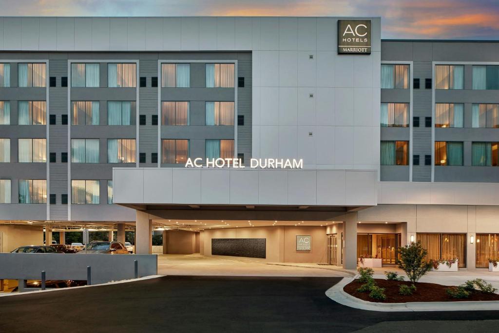 Durham Hotel | AC Hotel by Marriott Durham Duke University