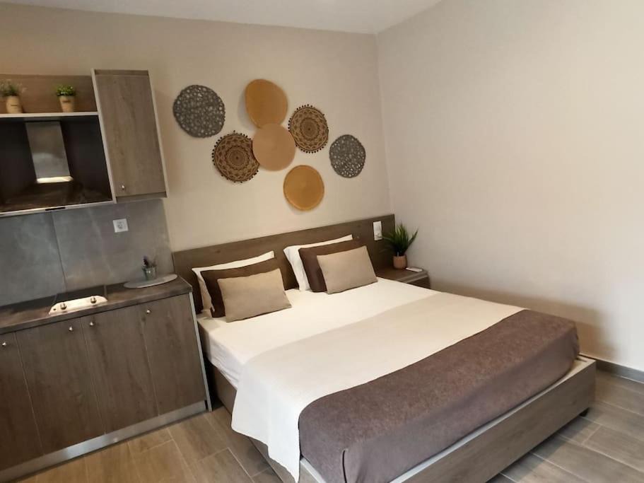 Achlia Apartment | achlia beach apartments 1