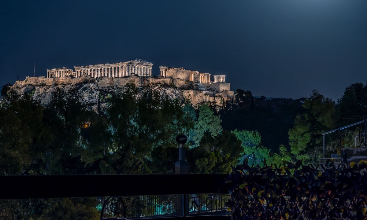 Thissio Hotel | Acropolis Vision
