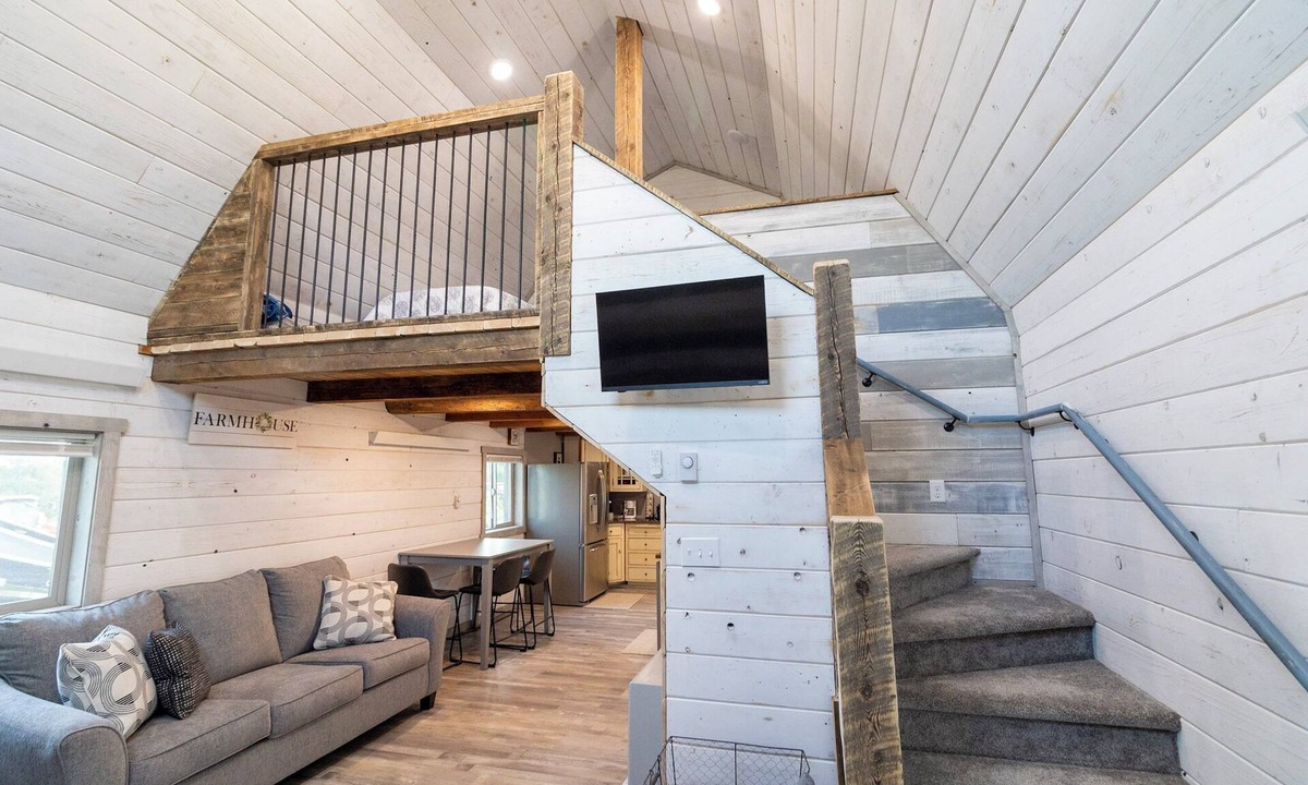St. Anthony House | Adorable renovated Milk barn along Henry’s Fork of the Snake River.