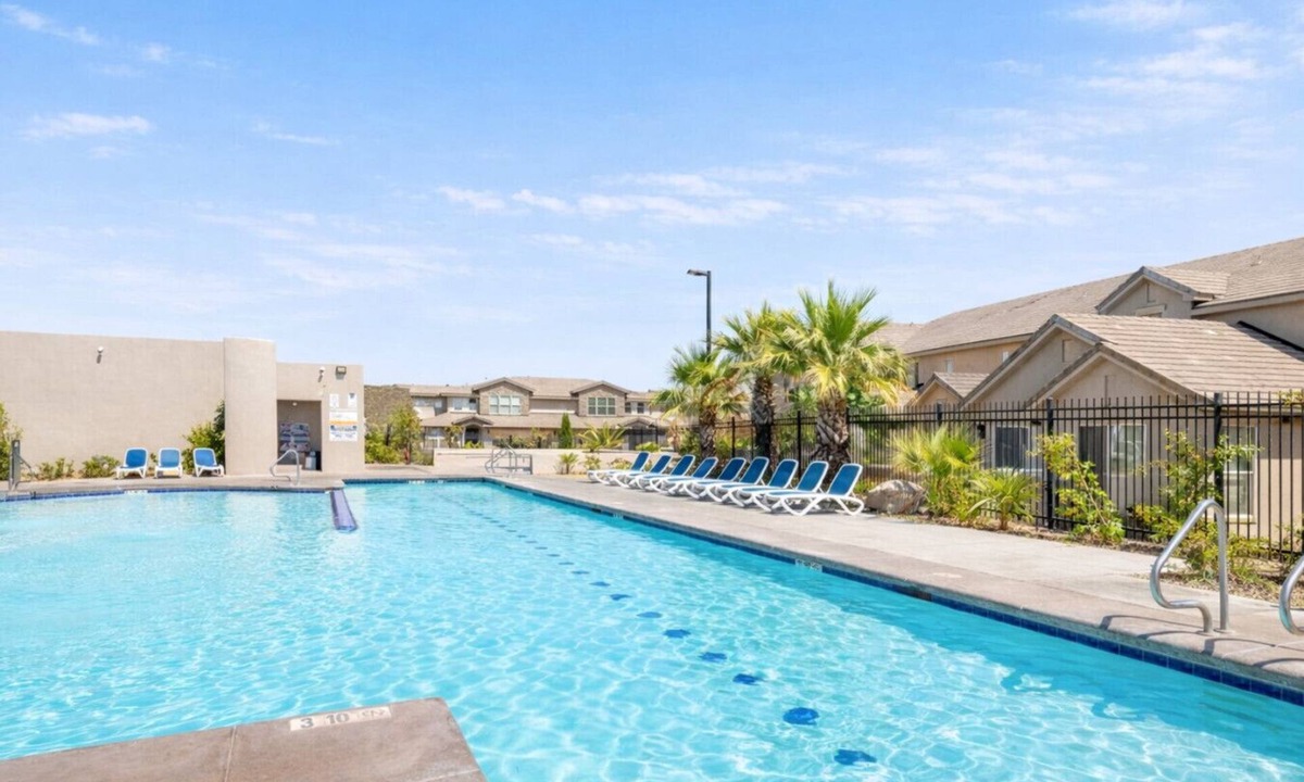 Sienna Hills Villa | Adventure`s base! Family friendly, heated pool