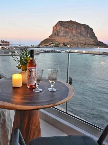 Monemvasia Apartment | Aether-Castle vista