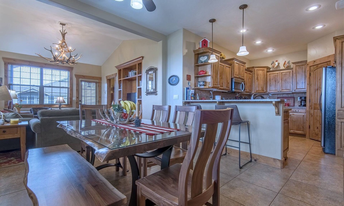 Driggs Condo | Affordable Luxury 2nd floor Condo Accepting Summer 2026 Bookings