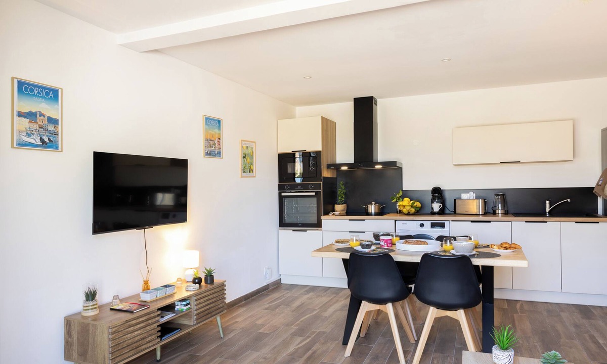 Oletta Apartment | Air-conditioned Casa di Castagni near Saint Florent