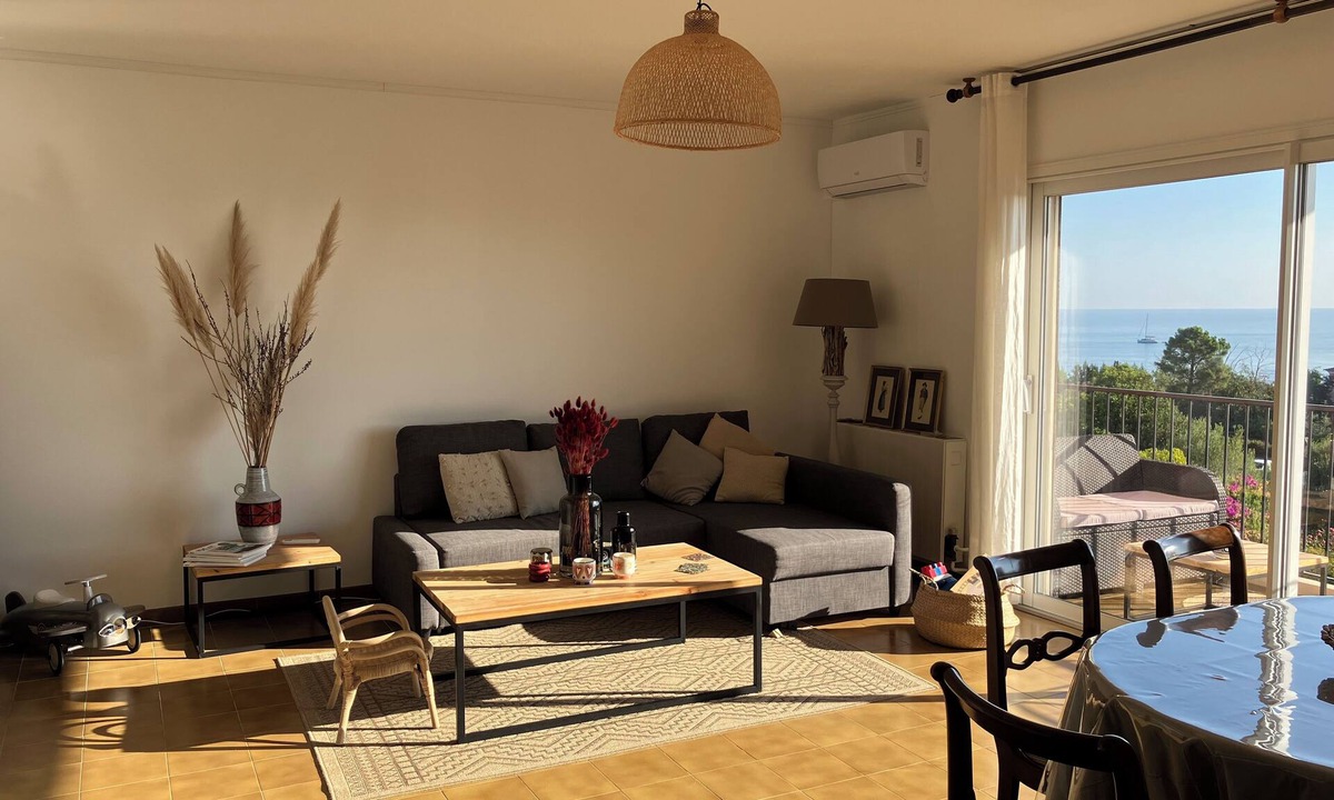 Solenzara Apartment | Air-conditioned flat, 100sqm, between sea and montaign